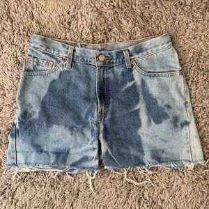 Vintage Levi’s 517 High-Rise Acid Wash Shorts